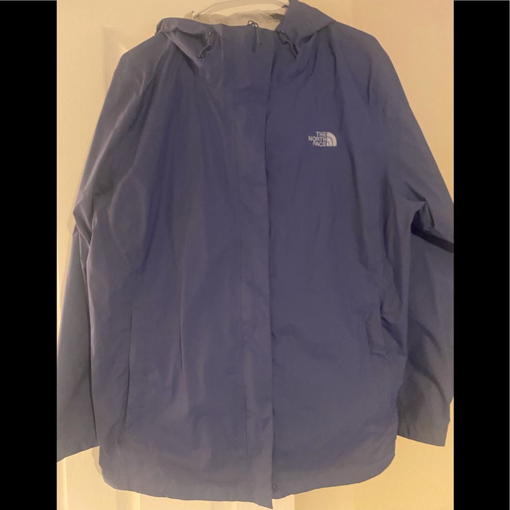 The North Face Periwinkle XXL Rain Coat